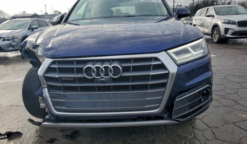 
								2020 Audi Q5 full									
