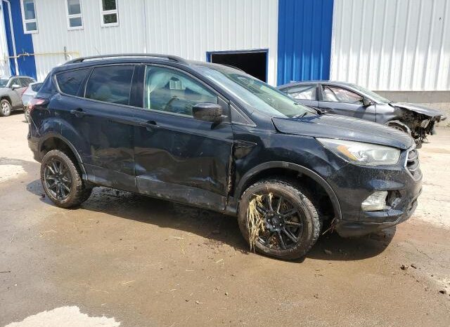 
								2017 Ford Escape se full									