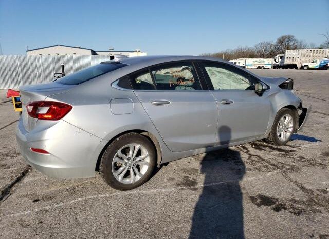 
								2019 Chevrolet Cruze full									