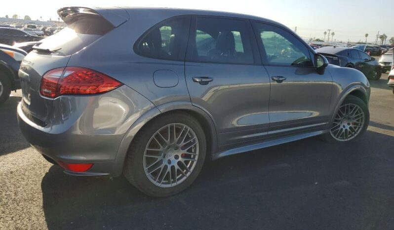 
								2014 Porsche Cayenne full									