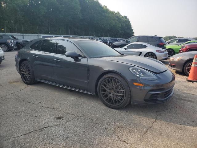 2019 Porsche Panamera