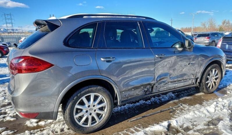 
								2012 Porsche Cayenne full									