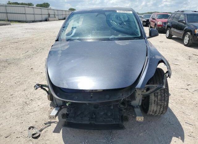 
								2024 Tesla Model y full									