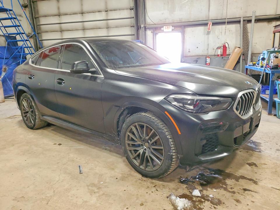 2022 BMW X6