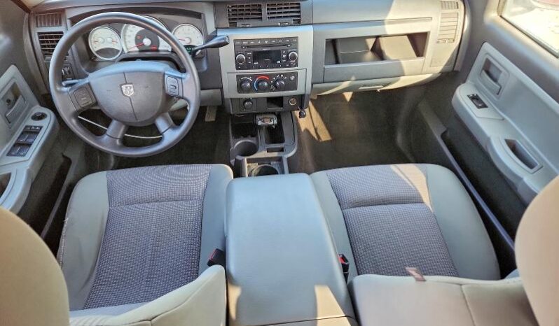 
								2008 Dodge Dakota full									
