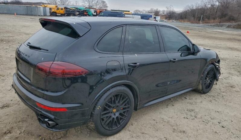 
								2017 Porsche Cayenne full									