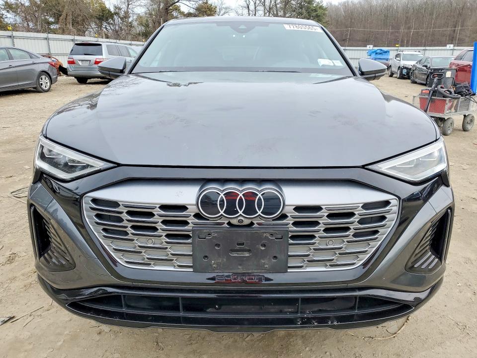 2024 Audi Q8