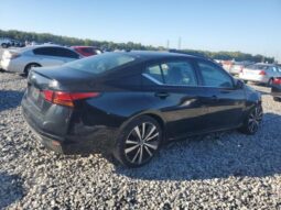 
										2021 Nissan Altima sr full									