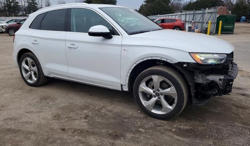 
								2022 Audi Q5 full									