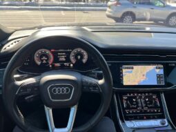 
										2019 Audi Q8 full									