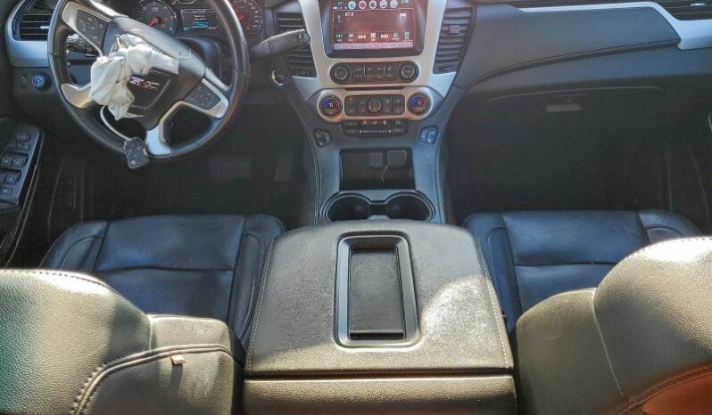 
								2019 Gmc Yukon full									
