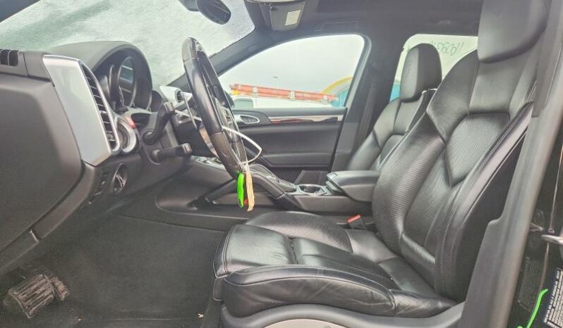 
								2018 Porsche Cayenne full									