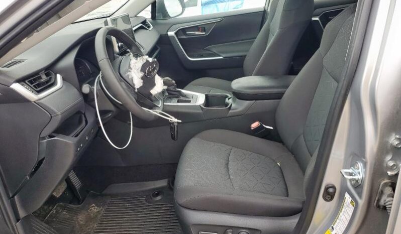 
								2024 Toyota Rav4 full									