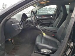 
										2013 Porsche Panamera full									
