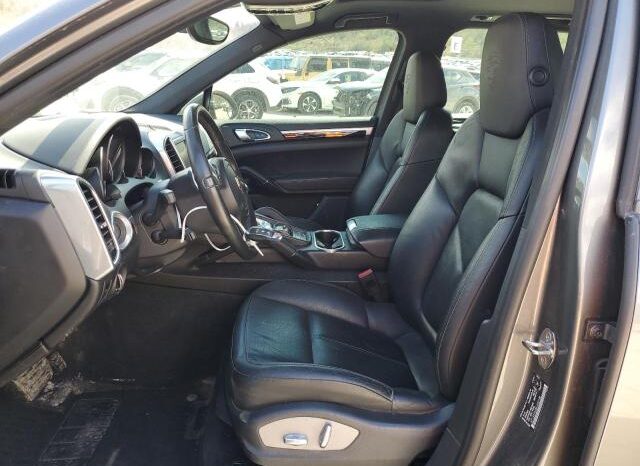 
								2014 Porsche Cayenne full									