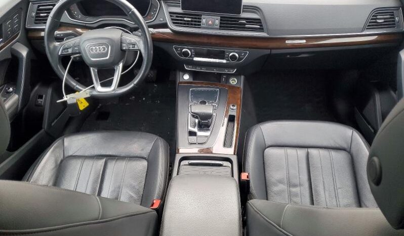 
								2019 Audi Q5 full									