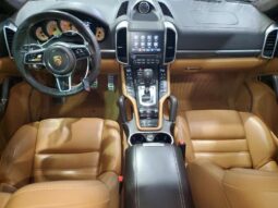 
										2018 Porsche Cayenne full									