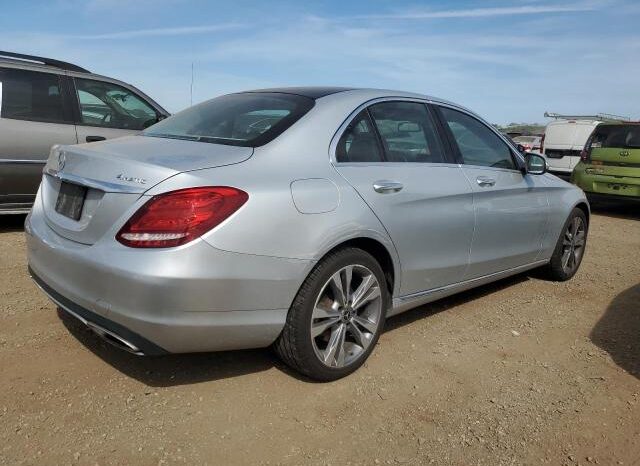 
								2015 Mercedes-benz C 300 4mat full									