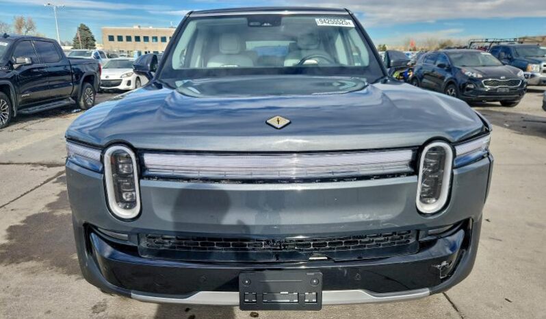 
								2025 Rivian R1s full									