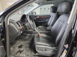 
										2020 Audi Q5 full									