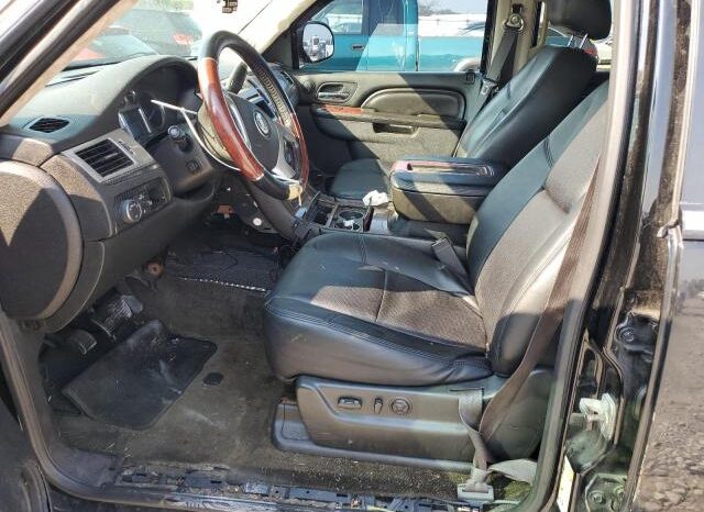 
								2012 Cadillac Escalade full									