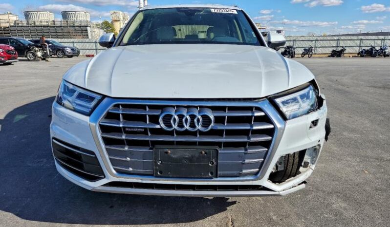 
								2020 Audi Q5 full									