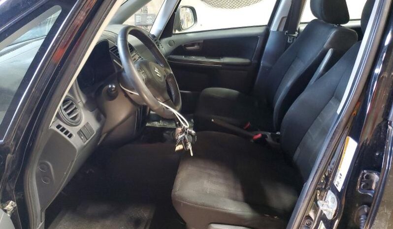 
								2012 Suzuki Sx4 full									