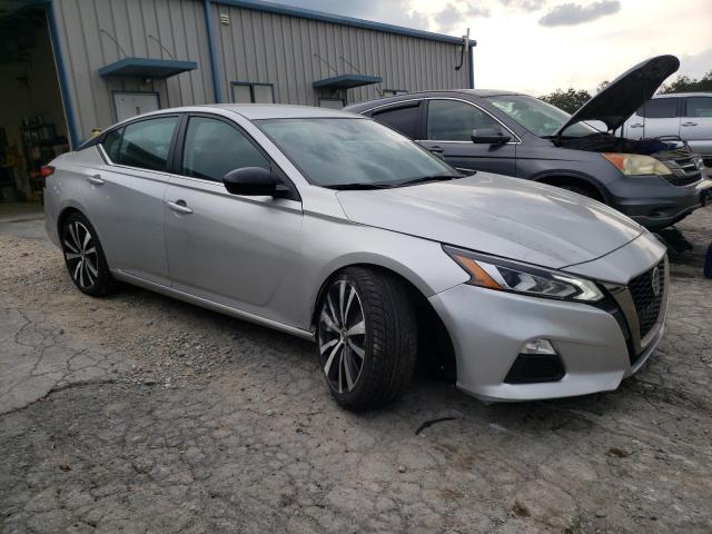 2022 Nissan Altima sr