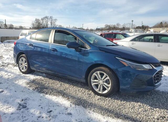 
								2019 Chevrolet Cruze full									