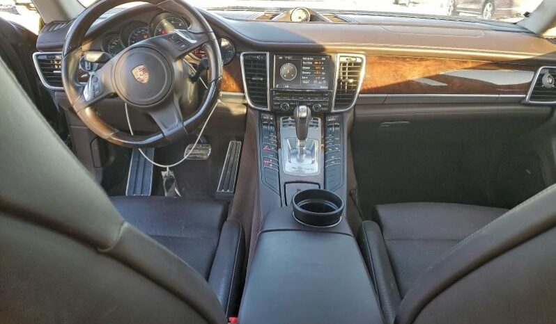 
								2016 Porsche Panamera full									