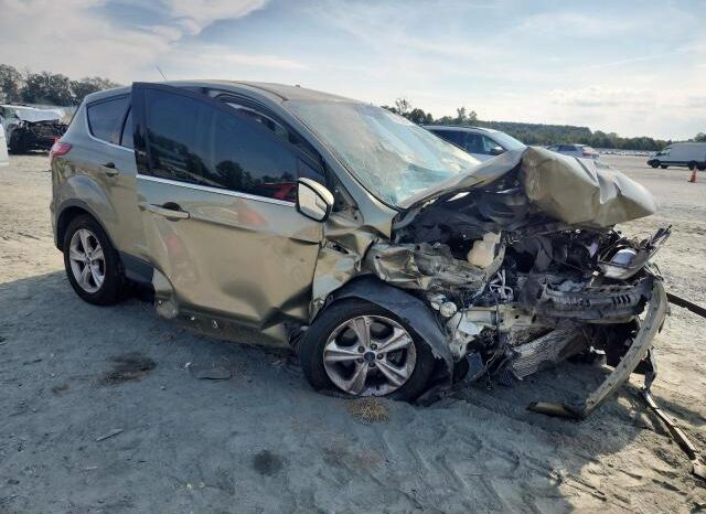 
								2013 Ford Escape se full									