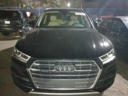
										2018 Audi Q5 full									