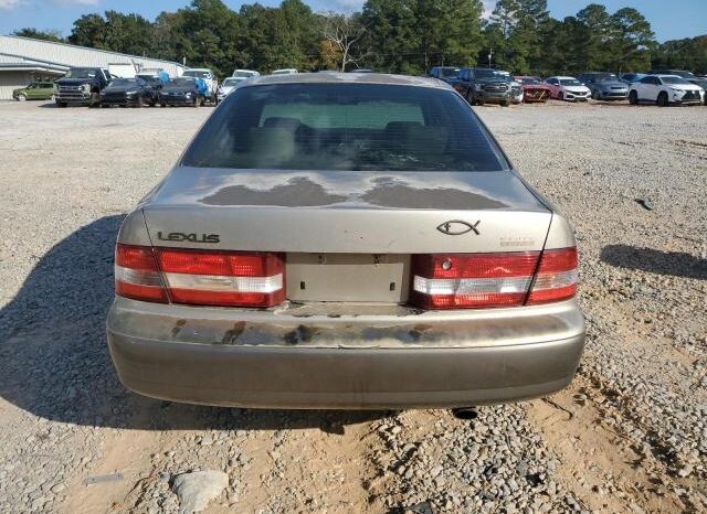 
								2000 Lexus Es 300 full									