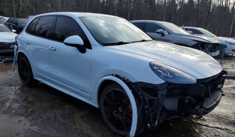 
								2016 Porsche Cayenne full									