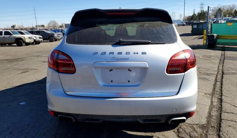 
								2013 Porsche Cayenne full									