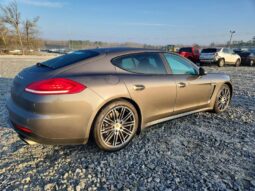 
										2016 Porsche Panamera full									