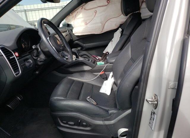 
								2023 Porsche Cayenne full									