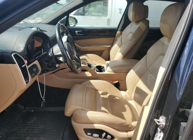 
								2021 Porsche Cayenne full									