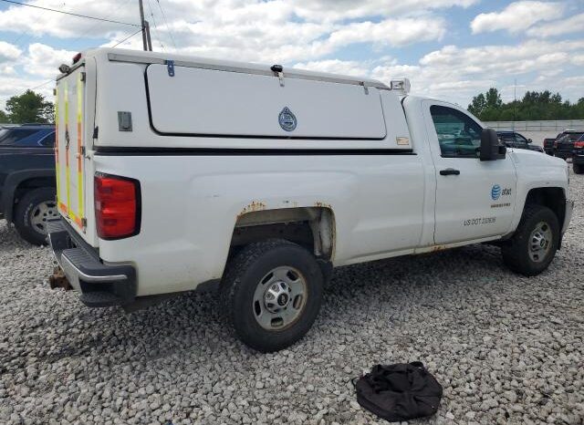 
								2015 Chevrolet Silverado full									