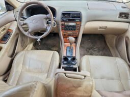 
										2000 Lexus Es 300 full									