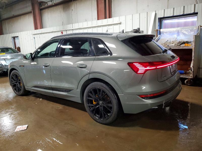 2022 Audi E-tron