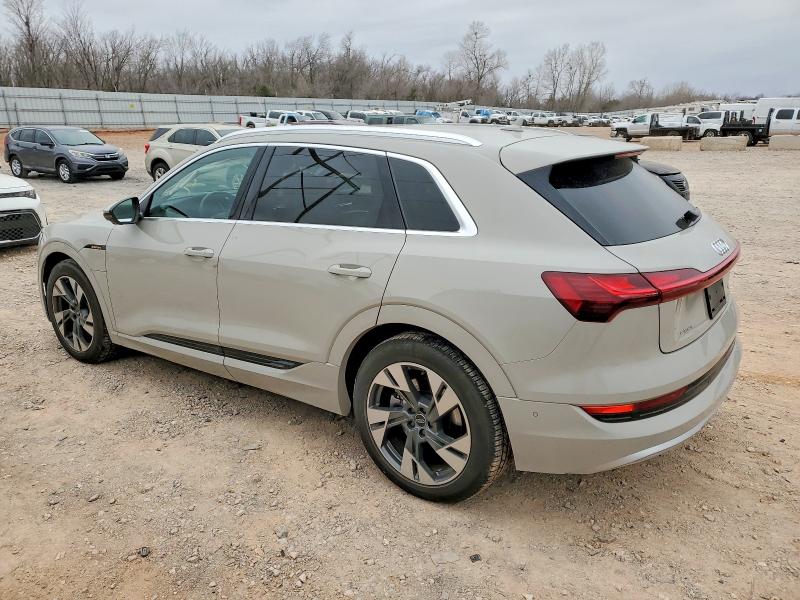 2021 Audi E-tron