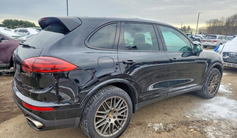 
								2018 Porsche Cayenne full									
