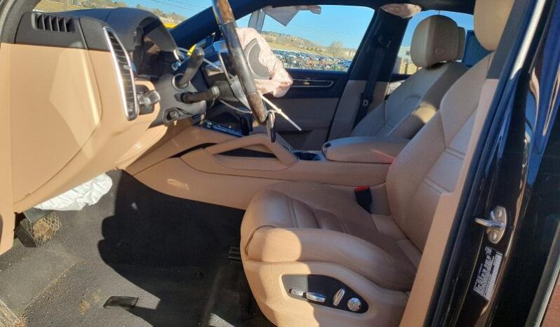 
								2020 Porsche Cayenne full									