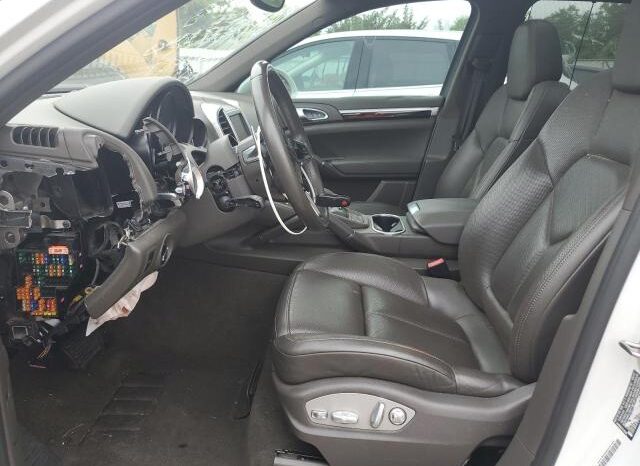 
								2016 Porsche Cayenne full									