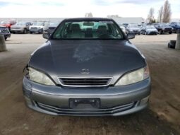 
										2000 Lexus Es 300 full									