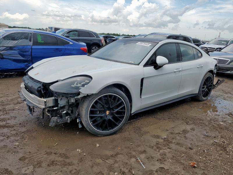 2019 Porsche Panamera