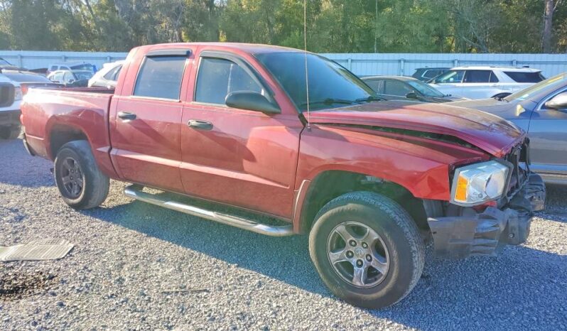 
								2006 Dodge Dakota full									