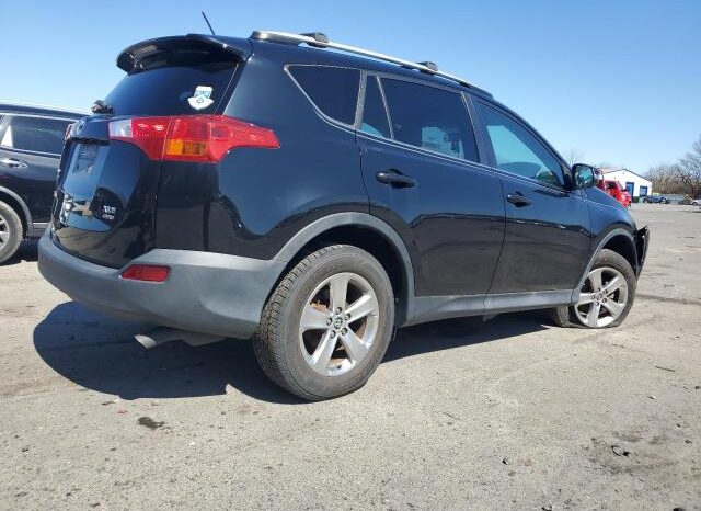 
								2015 Toyota Rav4 full									