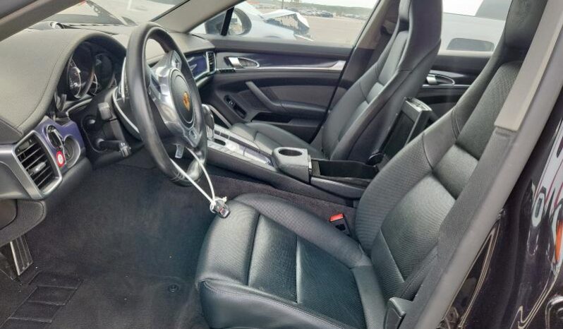 
								2016 Porsche Panamera full									